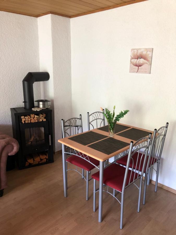 Ferienwohnung In Dahn Esterno foto